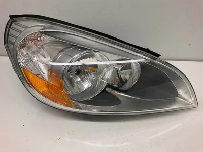 11-13 S60 Right Halogen Headlight Assembly 31383071 - Image 1 of 4