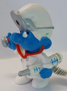 Smurfs Doctor Smurf w/ RED Stethoscope 20037 Display Figurine - Picture 1 of 5