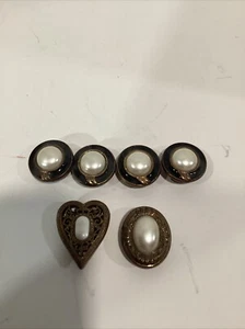 Vintage Button Covers Lot Of 6 Faux Pearls Bronze - Picture 1 of 3