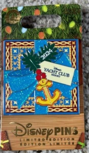 Christmas Swivel Disney Yacht Club Resort LE 2500 Pins Dory - Bild 1 von 4