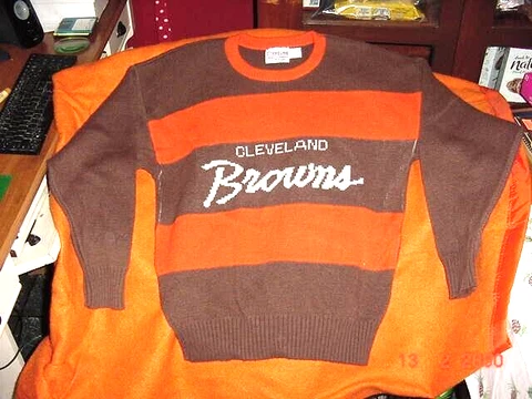 RARE VINTAGE NFL PRO LINE BY CLIFF ENGLE CLEVELAND BROWNS SWEATER Cover