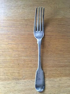 ANTIQUE SOLID SILVER FIDDLE PATTERN TABLE FORK LONDON 1829 - Picture 1 of 4