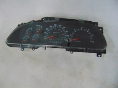 2000 Ford Excursion Speedometer 246k XC3F-10849-BE Foto 1 de 4