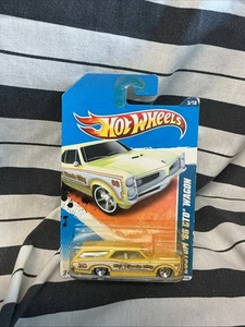Hot Wheels HW City Works 3/10 (2010) Yellow Custom '66 GTO Wagon Car 111/240 - Picture 1 of 3