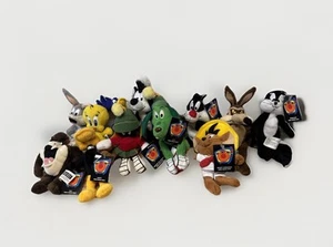 WARNER BROTHERS LOONEY TUNES MINI BEAN BAG PLUSH COLLECTION, QTY 12 NWT - Picture 1 of 19