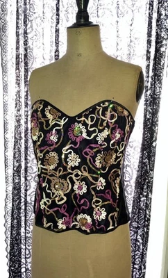 Fantasia renascentista espartilho TOP ouro lantejoulas e fita cetim preto com laço tamanho 38 - Imagem 1 de 4