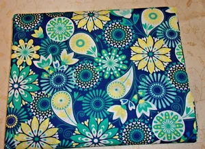 Tessuto colorato disegno floreale - 72x44 - Foto 1 di 1