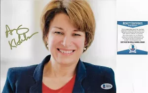 Foto firmata Amy Klobuchar 8x10 BAS COA #S98190 autografo Biden vicepresidente - Foto 1 di 1