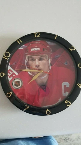 Steve Yzerman Vintage Wall Clock Cover
