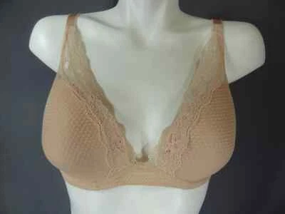 Sujetador Passionata 5701 con aros forrado rosa talla 32DD de EE. UU. Foto 1 de 4