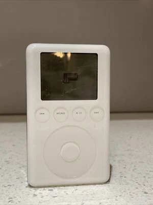 20 GB Apple iPod Classic 3rd Gen A1040 White With / Battery Issue # - Image 1 of 4