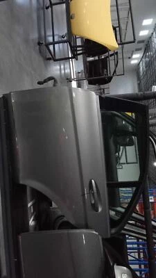 Conjunto de puerta trasera izquierda usada lateral trasera se adapta a: Mercedes-benz Mercedes clase c 2009 Foto 1 de 2