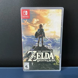 The Legend of Zelda: Breath of the Wild gioco per Nintendo Switch con custodia - Foto 1 di 4