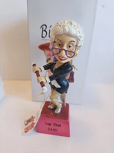 Biddys Figur TAP THAT SASS 12884 WACKELKOPF mit Box & Etikett Oma Humor Desc - Bild 1 von 6