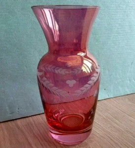 NEW Vintage Bohemia Crystal Pink Vase Embossed Pattern Gift Home Decor - Picture 1 of 10