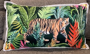 TOMMY BAHAMA INDOOR OUTDOOR Jungle Tiger Tropical Floral Palm Pillow Rare - Picture 1 of 10