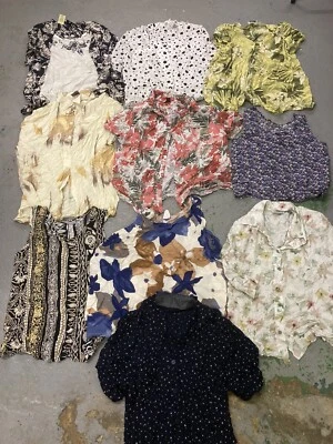 VINTAGE WHOLESALE 120 Floral Y2K Summer Blouses Shirts Tops Womenswear Bulk - Image 1 of 4