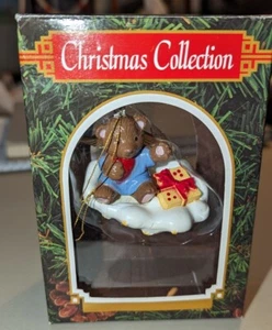 Vintage Weihnachtssammlung Engel Weihnachtsbär Ornament im Karton - Bild 1 von 4