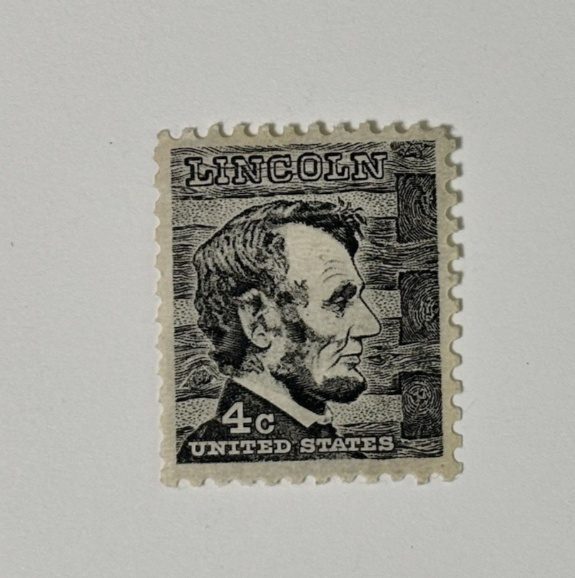 米国ビンテージ使用済切手　4￠リンカーン 4 Cent Lincoln Stamp In Used Us Stamps (1901-Now) for sale