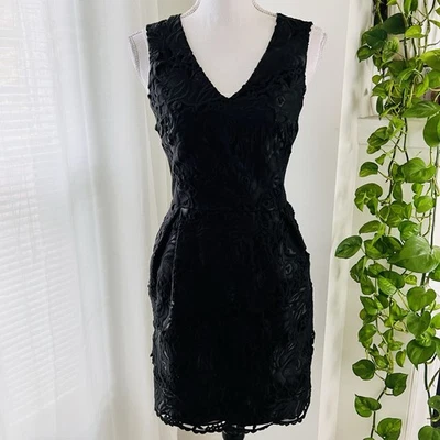 Club Monaco Black Lace Overlay Fitted Pencil Dress Work Party - Size 4 - Image 1 of 4