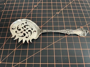 Antique Alvin Sterling Silver Chippendale Cucumber Server - Picture 1 of 6