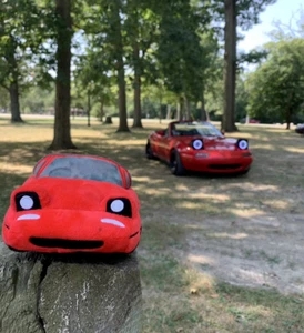 Mazda MX5 Miata Pillow Stuffed Toy Plushie MK1 Red NA Brand New - Picture 1 of 3