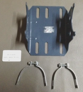BASE DE DISTRIBUCIÓN DE CUNA DE MOTOR SOPLADOR FASCO 35-435 8525-6030 Y SUJETADORES - Imagen 1 de 3