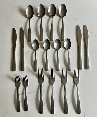Lot 18 Stainless Flatware Madison 4 Dinner Forks Teaspoons Knives Soup 2 Salad - Image 1 of 4