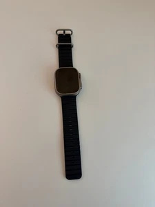 Apple Watch Ultra GPS+LTE 49mm Titanium + Ocean Band - Bild 1 von 5