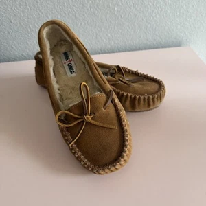 Minnetonka Women's Cally Slippers / Shoes / Moccasins in Cinnamon / Brown SZ 9 - Picture 1 of 7