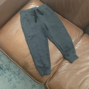 Children’s Place Sweatpants Kids Size 4 Drawstring Elastic Waist BRAND NEW - Picture 1 of 3