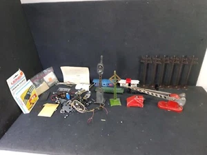 Lionel & Marx 068, 152, 260 Vintage O Layout Accessories Telephone Poles Clips - Picture 1 of 19