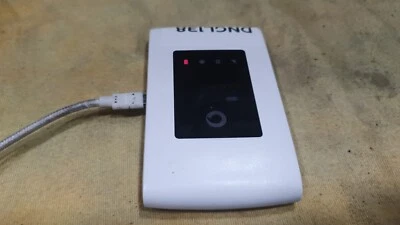 Vodafone R218 Mobile Wifi HOTSPOT Dongle Internet DNG138 - Immagine 1 di 4