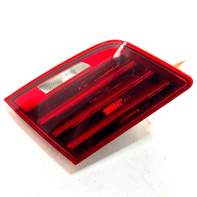 2014-2016 宝马 535I F10 后部左侧内侧尾灯备用灯原始设备制造商损坏 — 第 1/4 张图片