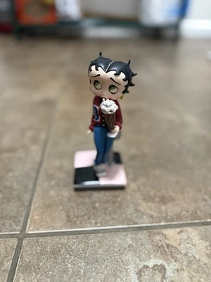 Vintage Danbury Mint BETTY BOOP Campus Cutie Collector Figurine. Mint Condition. - Image 1 of 4