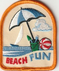 Beach Fun Vintage Girl Scout / Brownie Activity Patch Achievment Award - Picture 1 of 2