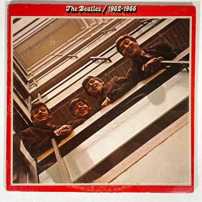 THE BEATLES 1962-1966 Vinyl 2 LPs 1973 Winchester Apple Records VG - Image 1 of 4