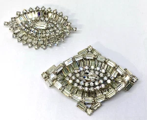 PAAR Vintage Strass Broschen, eine signierte "Kramer Of New York" Brosche Anstecknadel - Bild 1 von 14