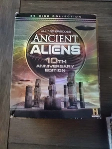 Ancient Aliens: 10th Anniversary Edition (DVD) - Bild 1 von 4