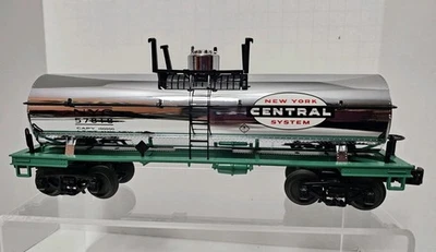 Rail King 30-73259 O/O27 New York Central Single Dome Chrome Tank Car NYC 57818 - Image 1 of 4
