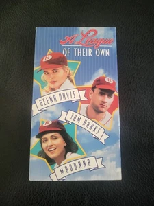 A League Of Their Own VHS Tape - Bild 1 von 3