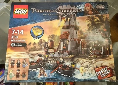 Lego 4194 Pirates of the Caribbean Whitecap Bay 🔥Mint in Near Mint Box🔥 - Image 1 of 3