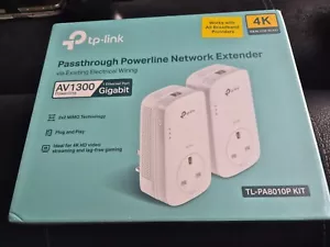 TP-Link Passthrough Powerline Network Extender AV1300 - Picture 1 of 4