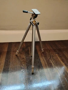 Vintage Quick Set Tripod Model 6000 Camera Photo Adjustable Aluminum USA - T6 - Picture 1 of 3