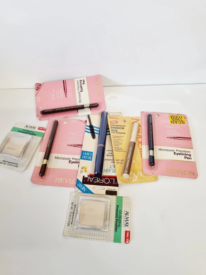 Job lot vintage eye lining pens - Image 1 of 4