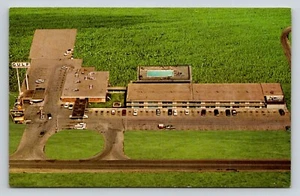 Holiday Inn Laramie Wyoming Postcard - Picture 1 of 2