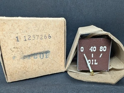 NUEVO 1949 DESOTO CUSTOM DELUXE INDICADOR DE PRESIÓN DE ACEITE MEDIDOR DE TABLERO 1257266 Foto 1 de 4