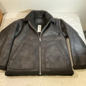 NWT XS - Abercrombie & Fitch Relaxed Vegan Suede Full Zip Bomber Jacket - BLACK - Picture 1 of 12