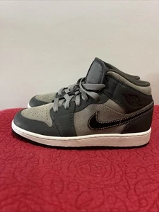 Air Jordan 1 Mid SE BG Size 5.5Y Night Stadium/Black FQ8341-017 New - Picture 1 of 5