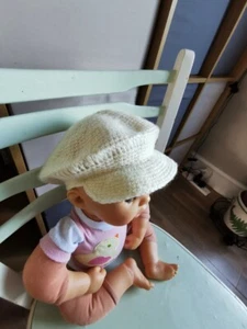 Handgestrickte Puppenmütze, Babymütze, Fotografie Requisite NEU - Bild 1 von 4